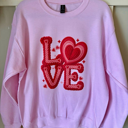 Love Heart Faux Knit Valentine's Day Graphic Crewneck Sweatshirt